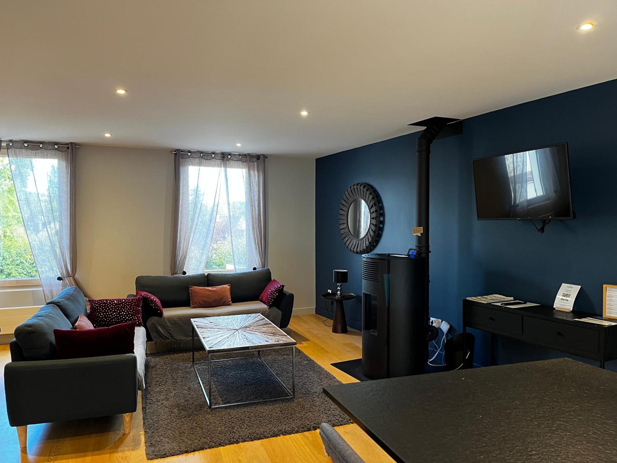 Appartements Domaine Gueguen ชาบลี ภายนอก รูปภาพ
